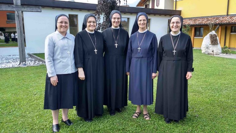 suore figlie di san giuseppe del caburlotto