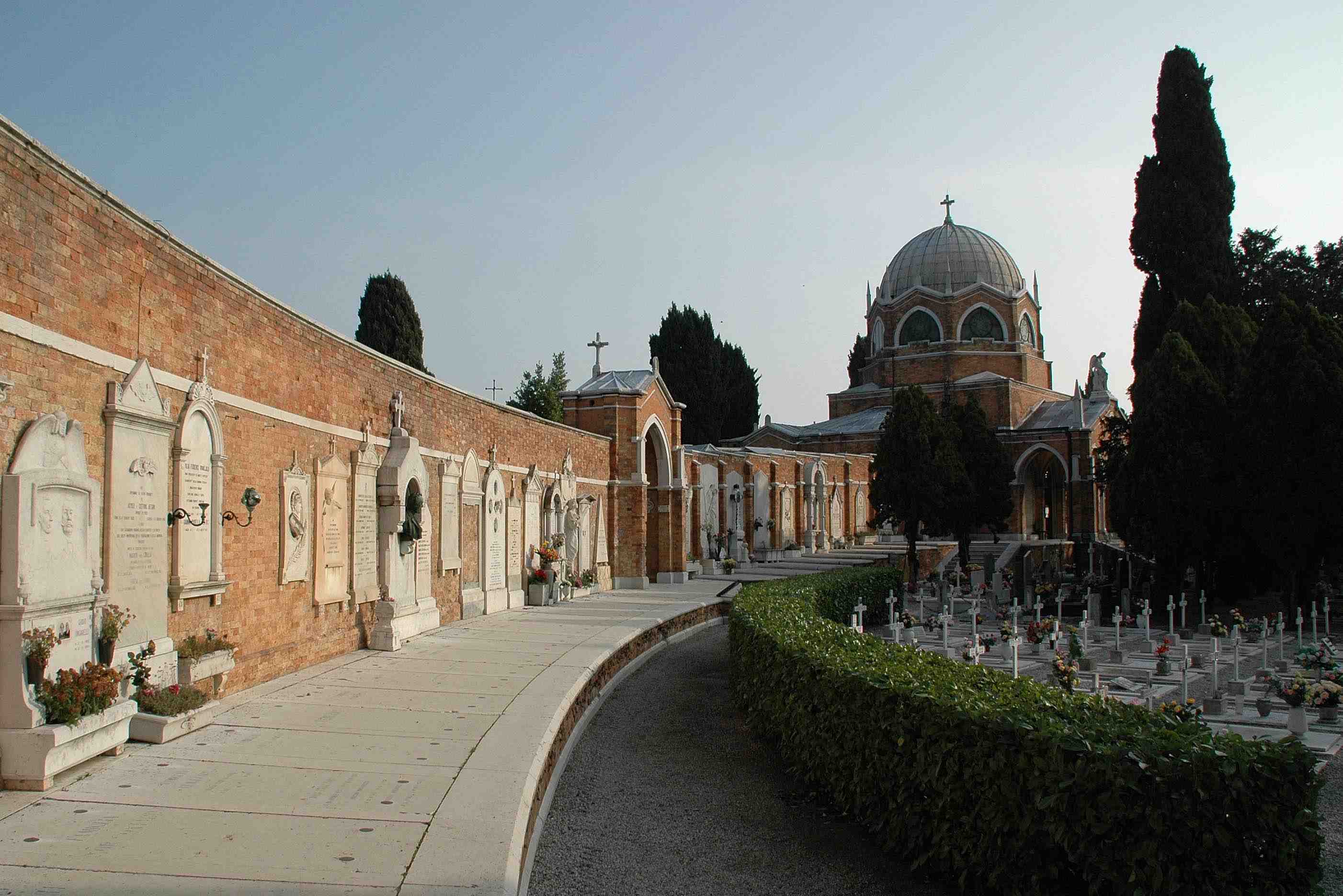 Cimitero008