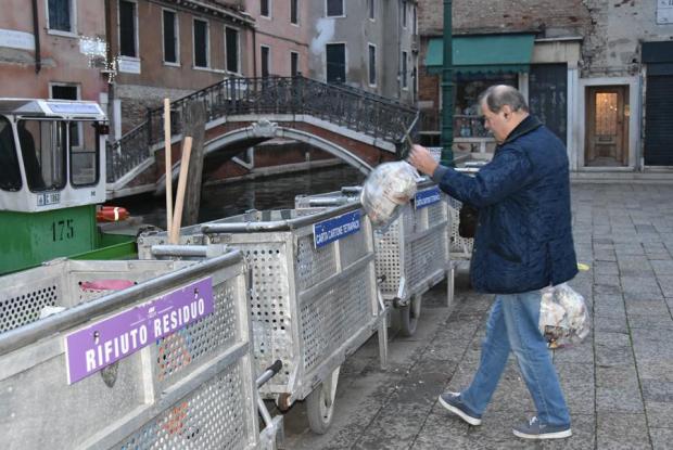 rifiuti venezia