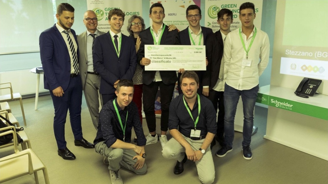 comunicato stampa_concorso schneider
