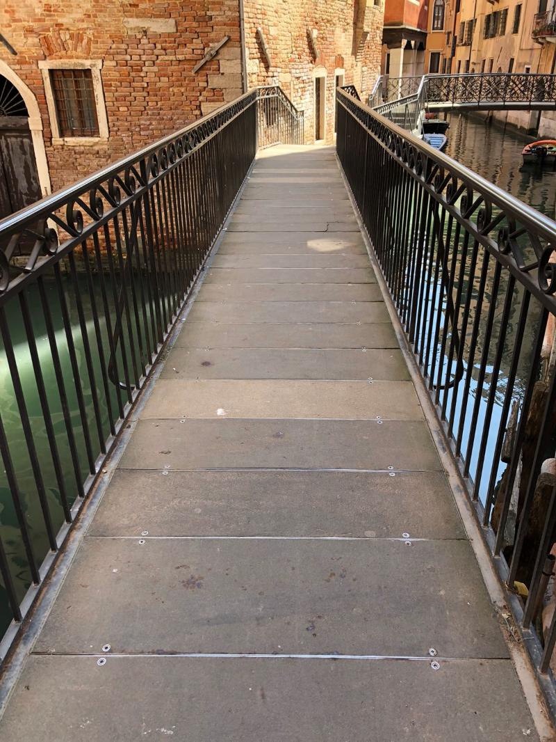 ponte pestrin