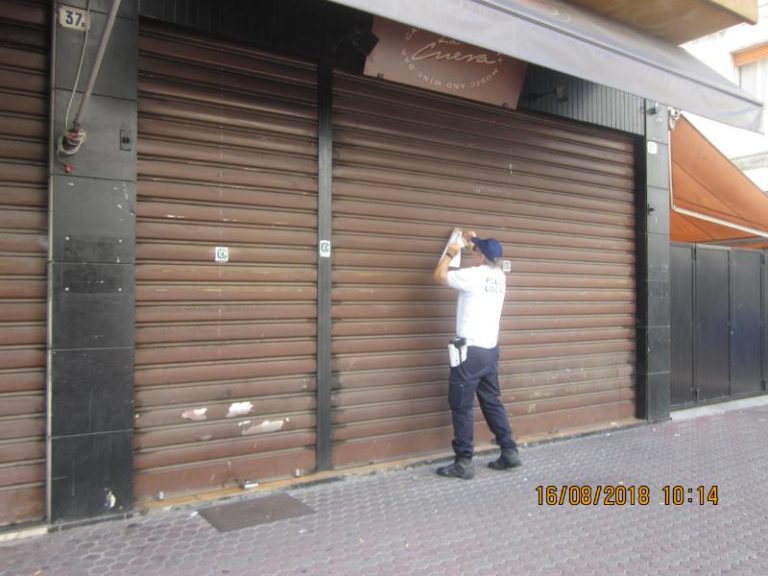 vigili bar con slot sospensione