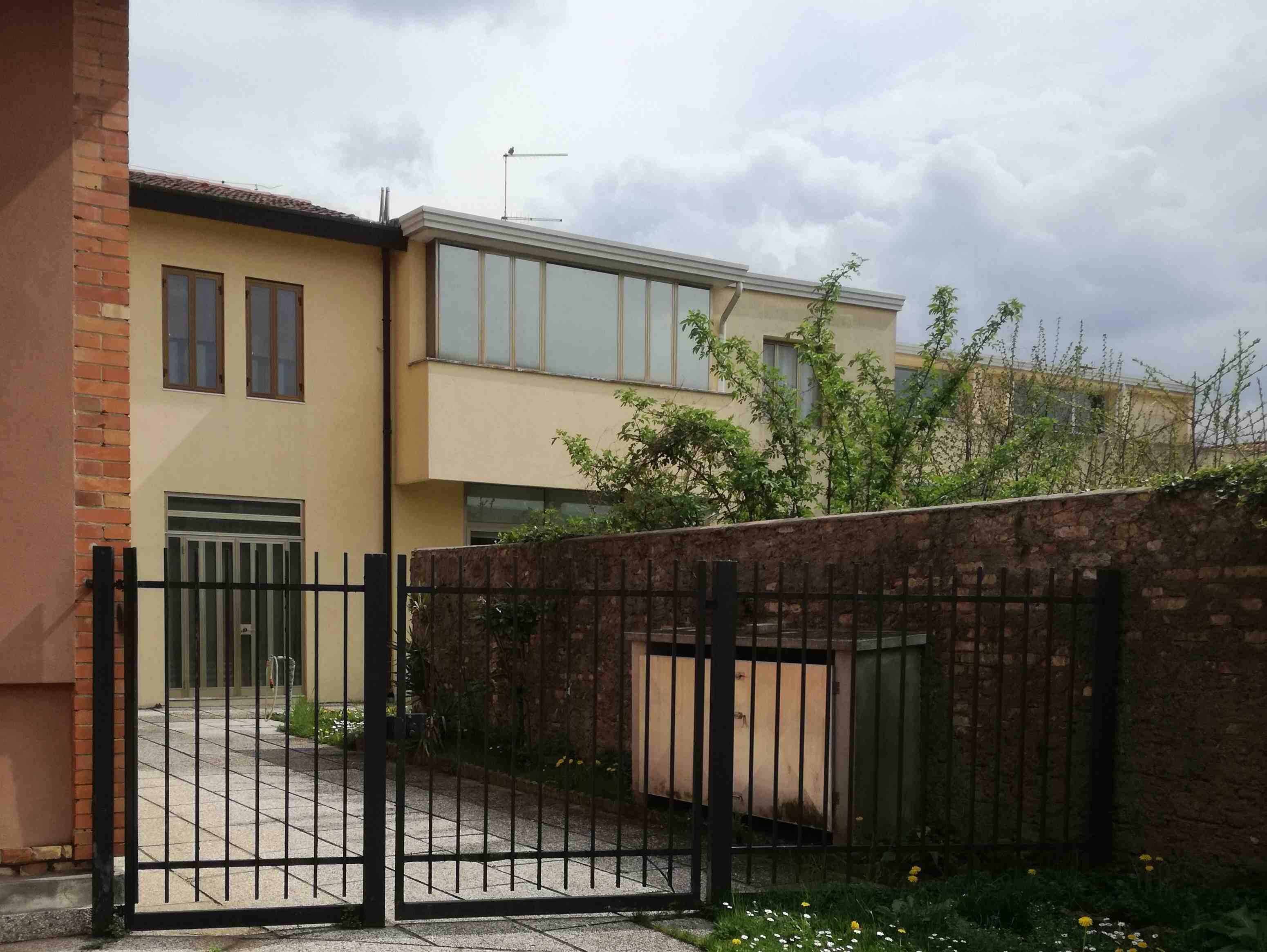 mira porte centro solidale caritas