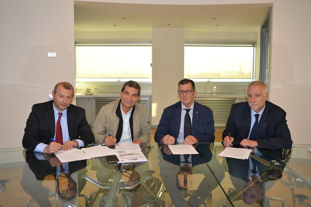 firma_accordo_industria4