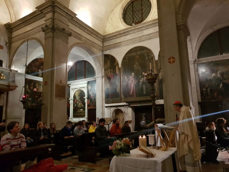 luci nella notte a