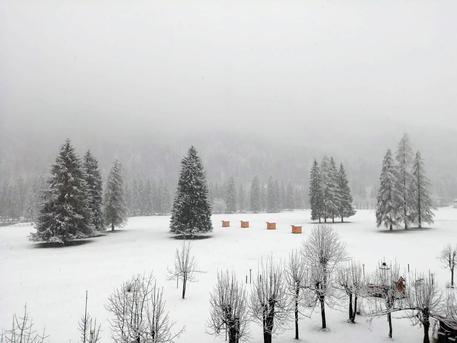 Neve sulle Dolomiti, pioggia su resto del Veneto