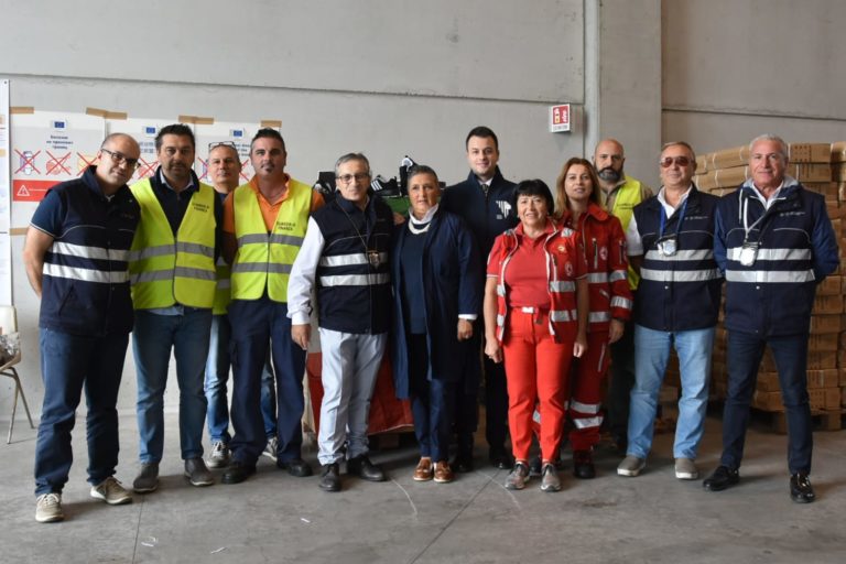 scarpe sequestrate consegna