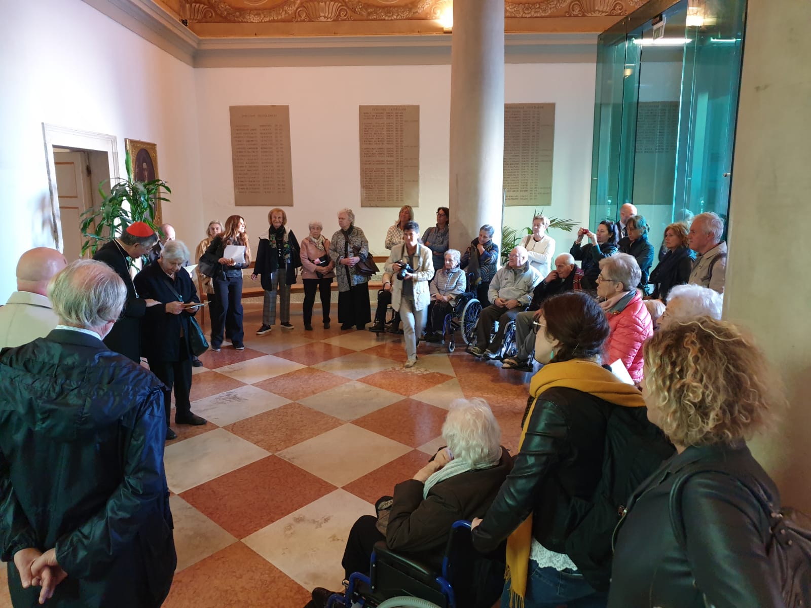 ire visita patriarca a