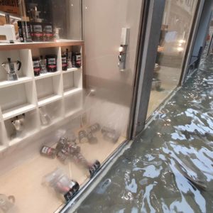 acqua alta danni negozi bis