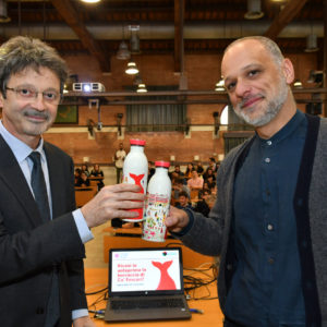Venezia, 20/11/19 - Università Ca Foscari - campus di San Giobbe - presentazione delle borracce per un ambiente più  sostenibile