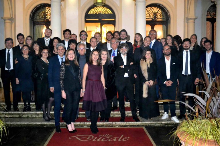 Confindustria 60_anni_gruppo_giovani
