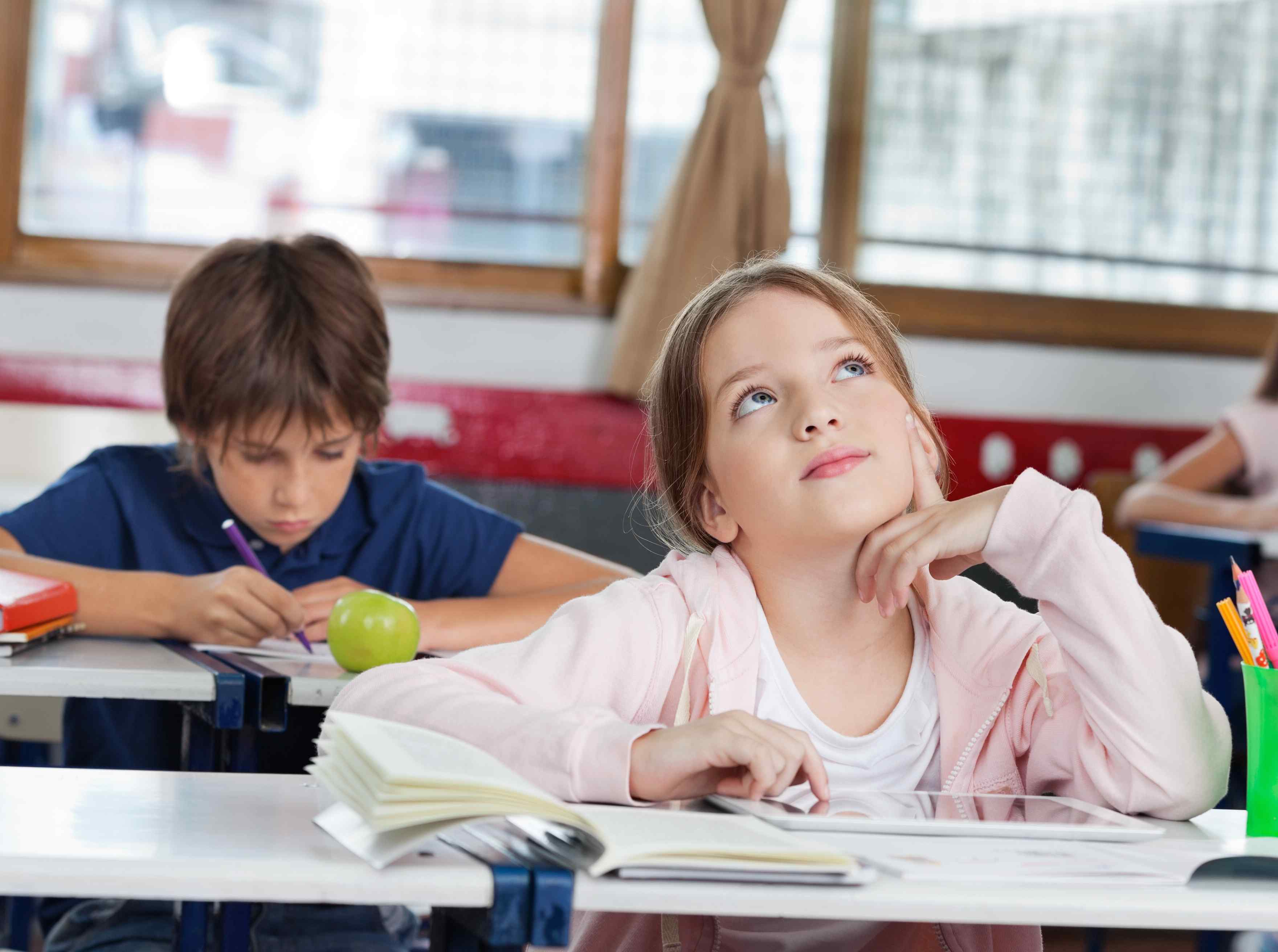 scuola classe bambini alunni