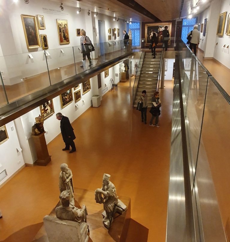 pinacoteca manfrediniana