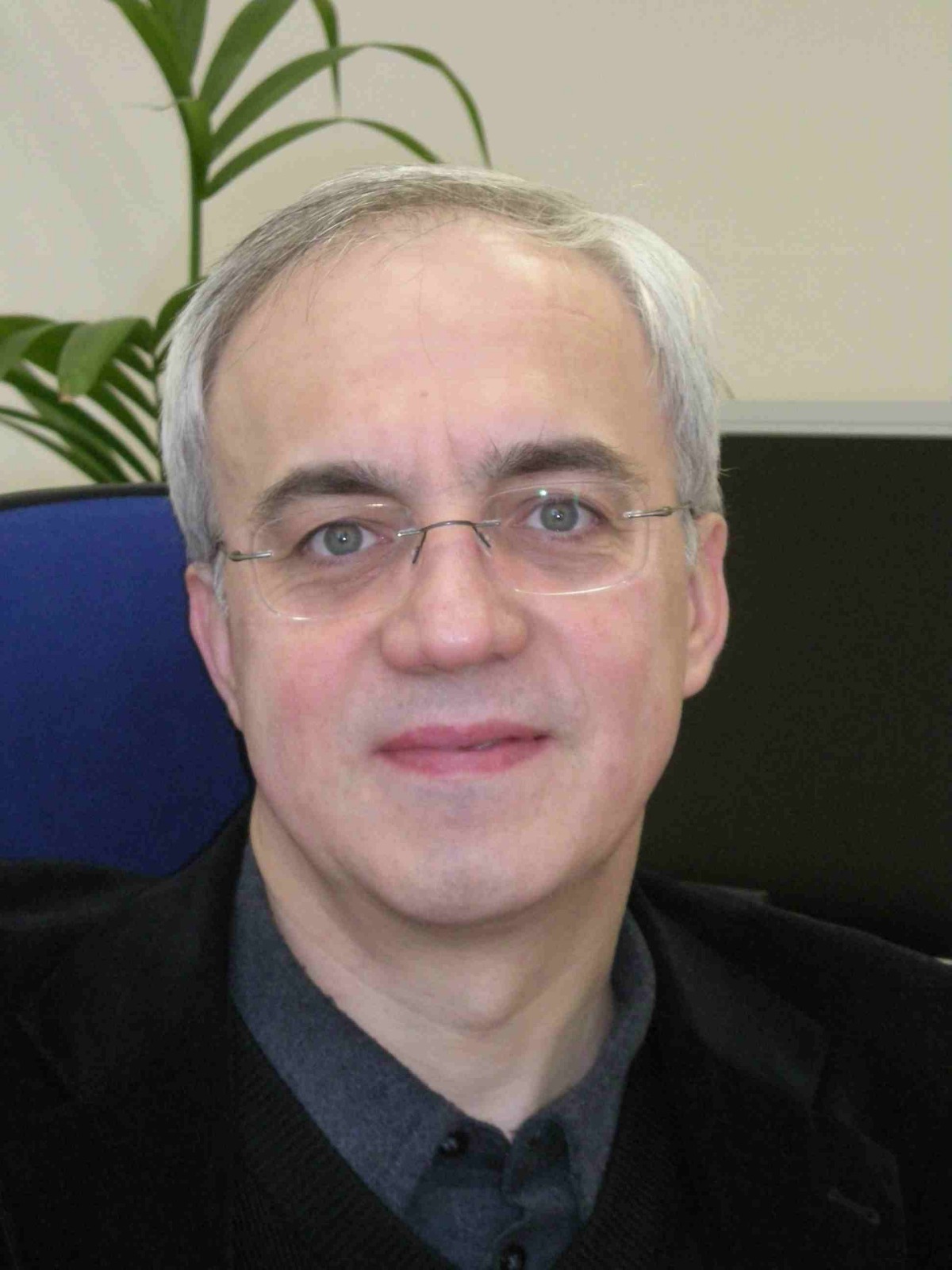 don Andrea-Toniolo-direttore-licenza