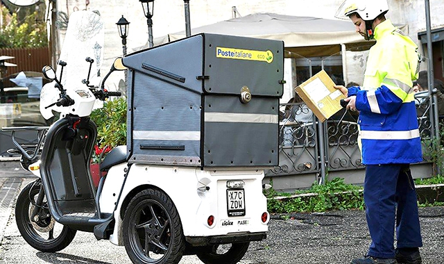 poste Triciclo-Elettrico-Poste