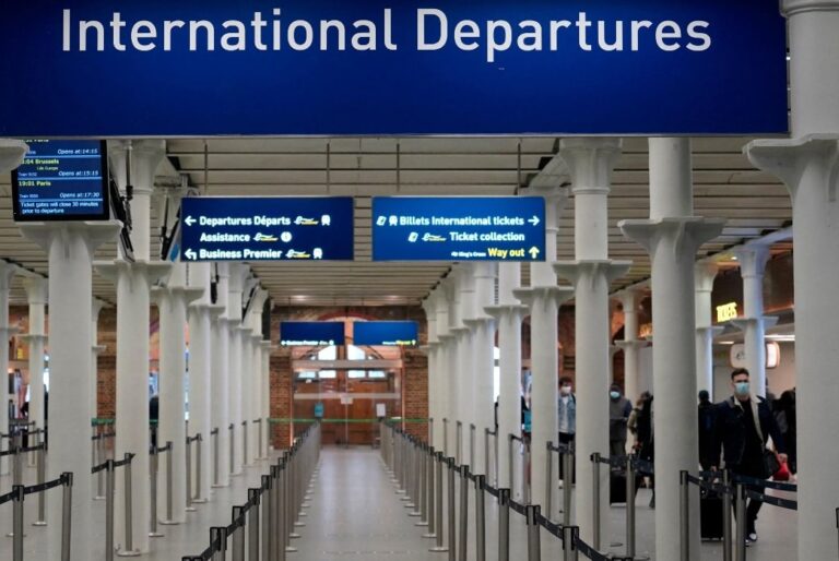 coronavirus Variante aeroporto