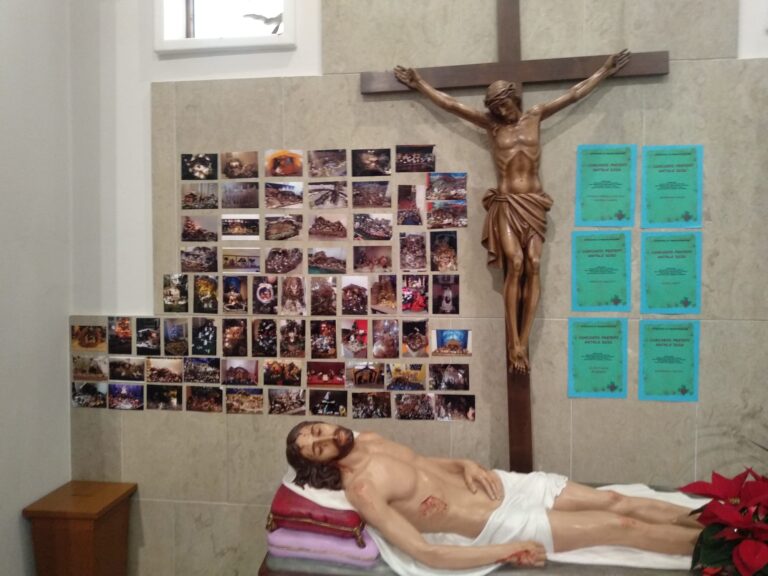stretti chiesa presepi