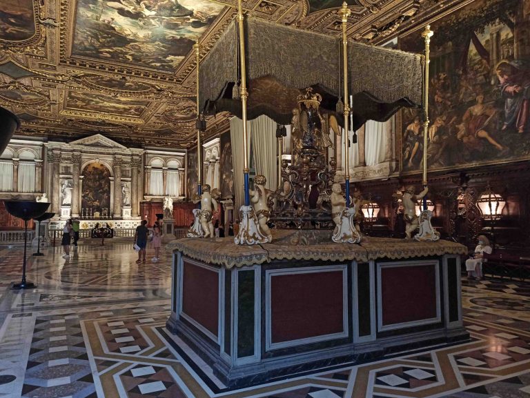 scuola grande san rocco Baldacchino Sala Capitolare