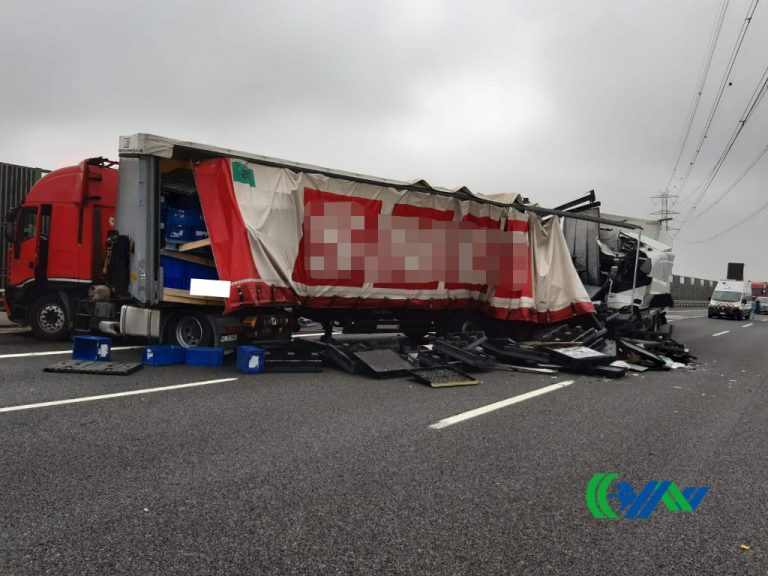incidente fra tir passante mestre