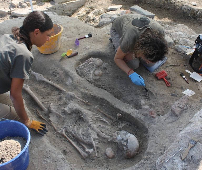 jesolo archeologia salme