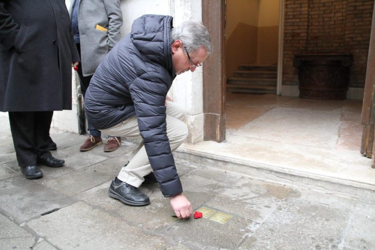 pietre d'inciampo navarro dina