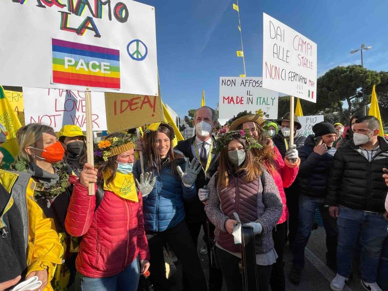 contro la guerra