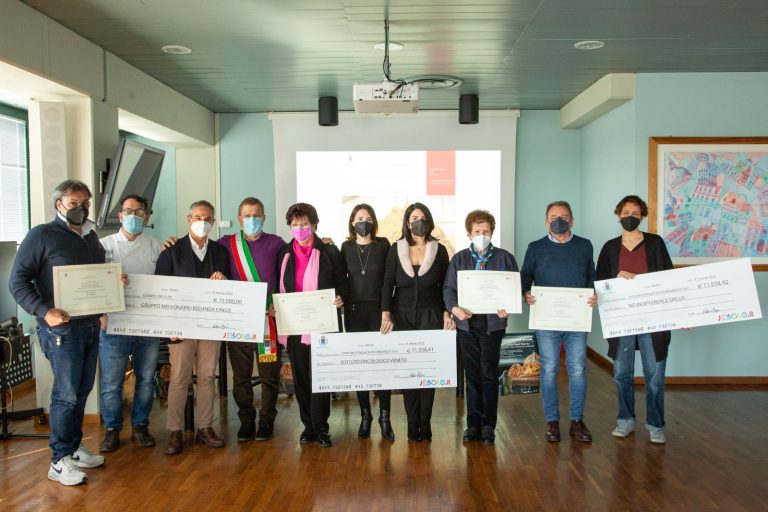 jesolo presepe sabbia beneficenza
