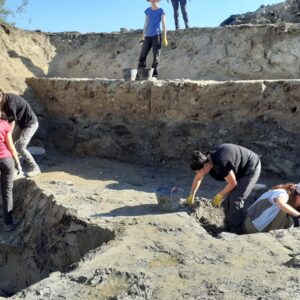 lio piccolo archeologia Equipe Studenti al lavoro 3(1)
