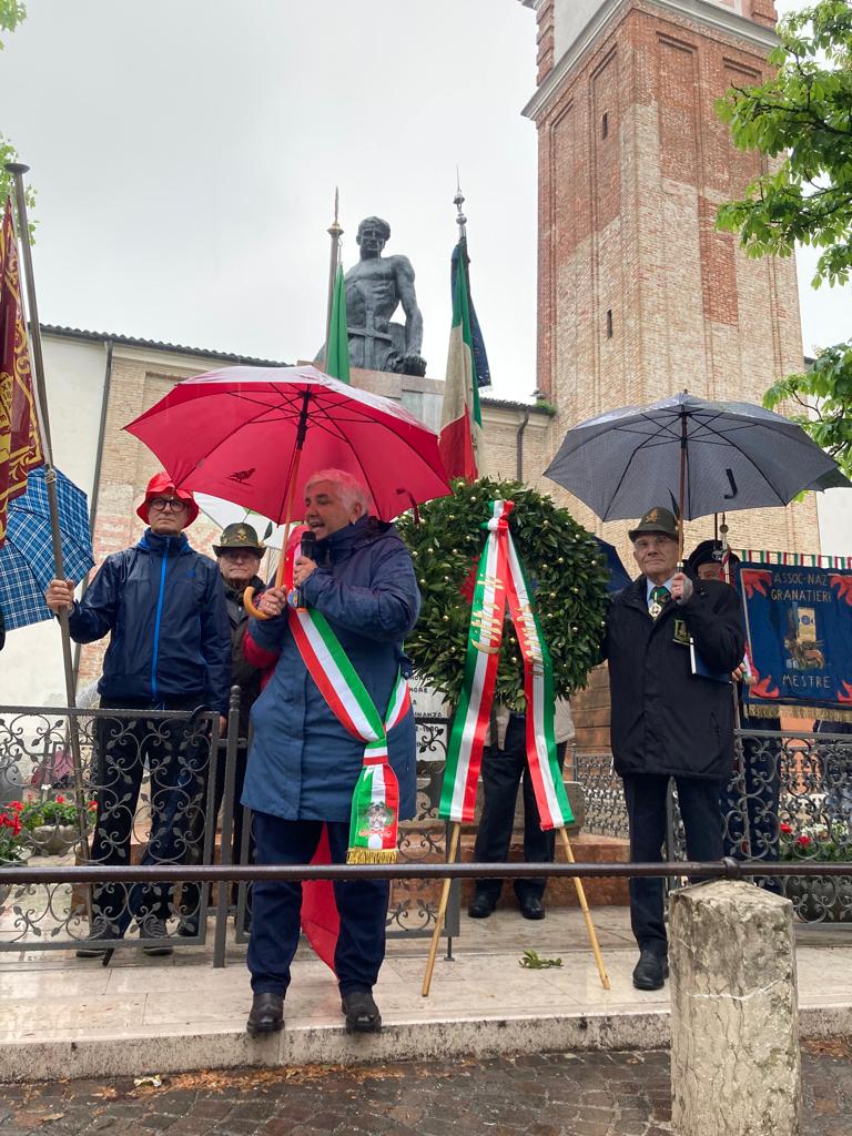 25 aprile zelarino