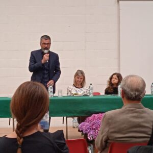 oliviero lessi dibattito