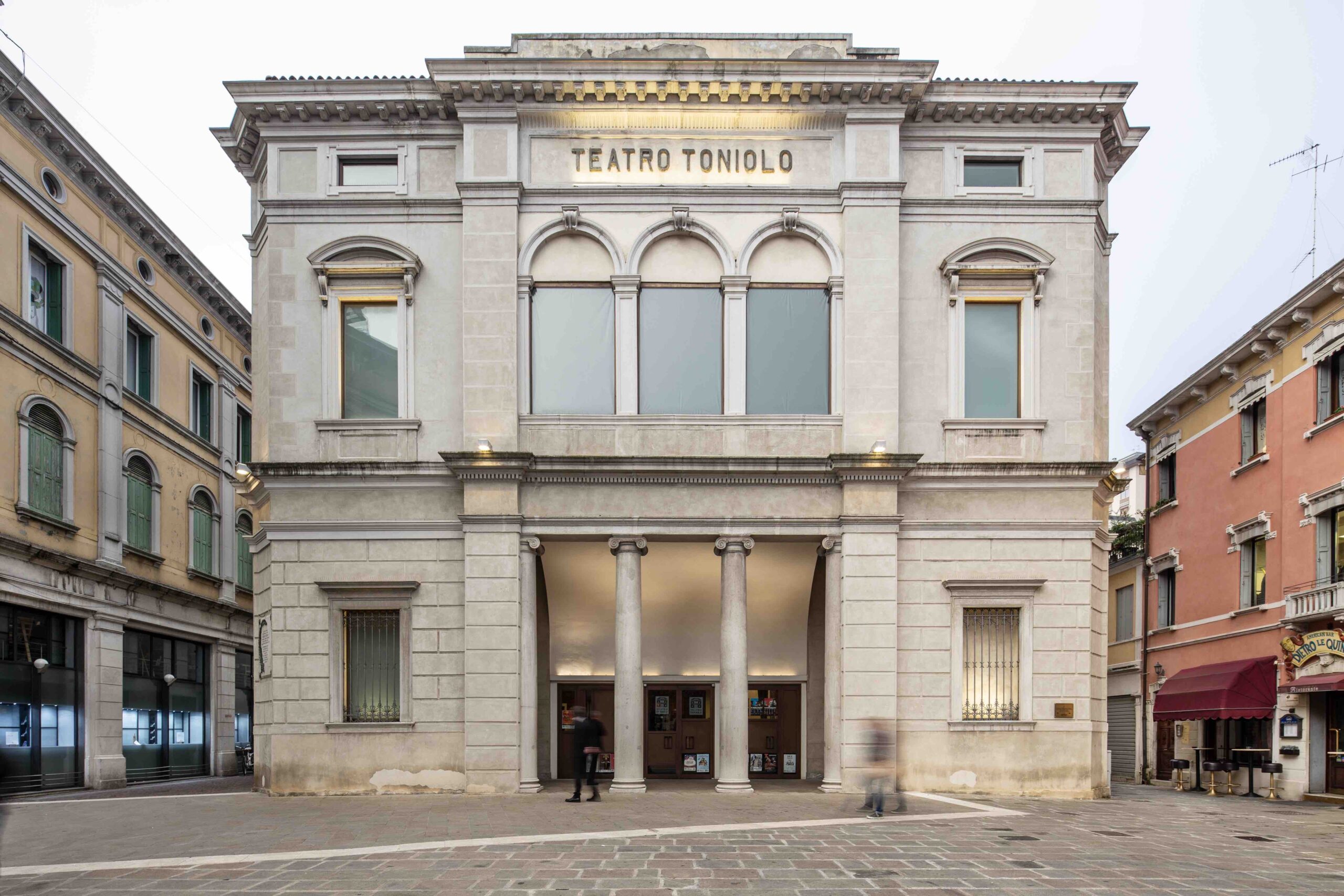 teatro toniolo facciata small