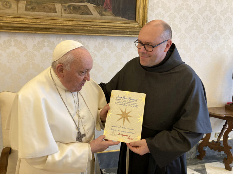jesolo sand nativity consegna lettera al papa