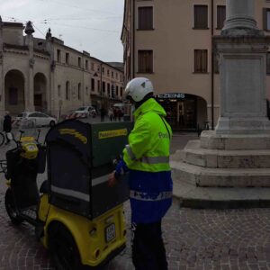 poste consegna pacchi