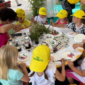 laboratorio con i colori naturali