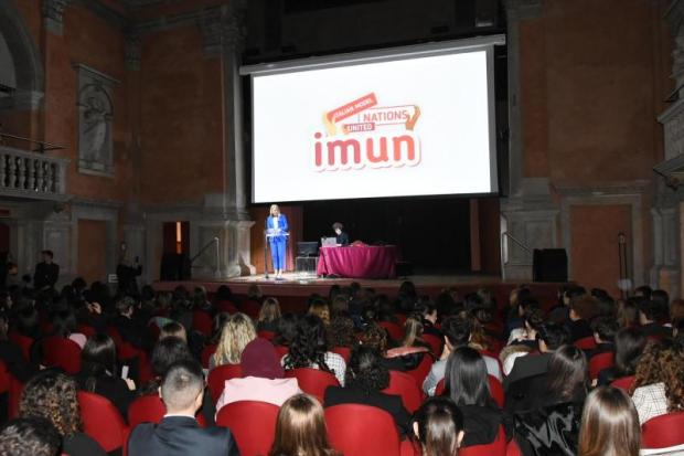web imun
