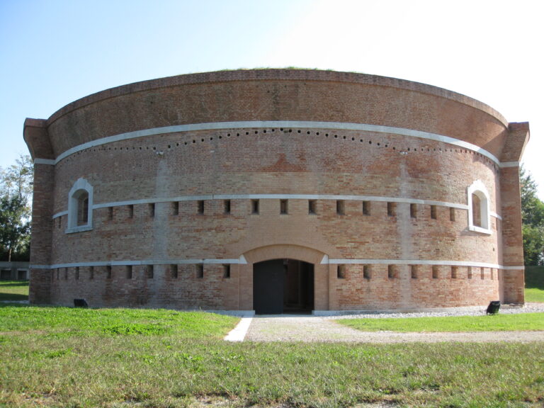 Sant'Erasmo_-_Torre_Massimiliana
