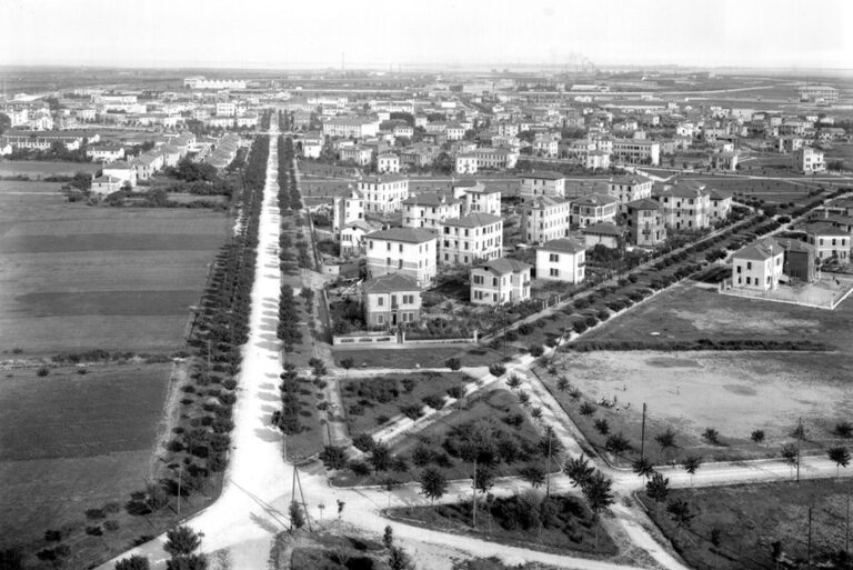 1928-il-quartiere-urbano-dalla-torre-dellacquedotto2