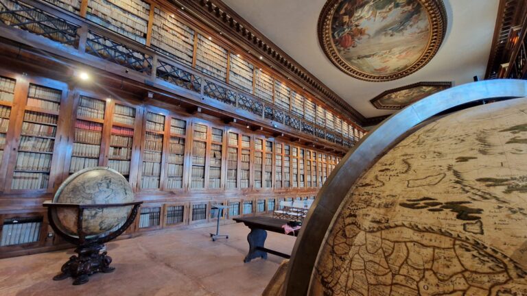 biblioteca