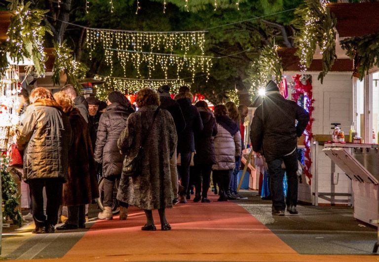 villaggio_natale_casette_mercatino (3)