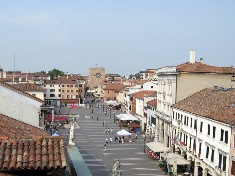 Piazza_ferretto_a_mestre