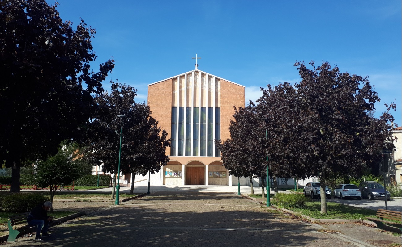fronte_chiesa